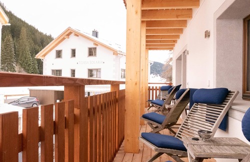 Parpan Apartment | stettli resort - high-quality apartment «muntanella» for up to 17 guests