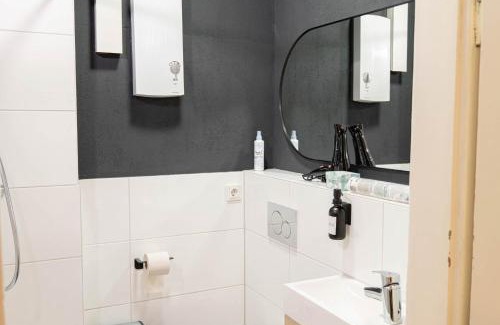 Wiesdorf Apartment | Stilvoll & nah an Köln - Messe