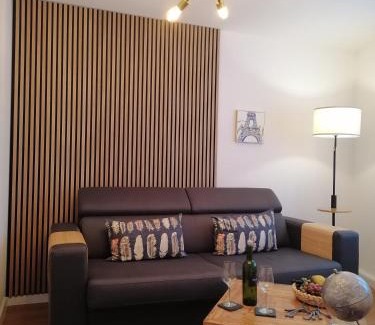 Wuerzburg Apartment | Stilvolle Wohnung an der Alten Mainbrücke