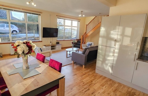 East Lothian Ski Chalet | Stobhill 2 Bedroom House W/sofa bed - Gorebridge