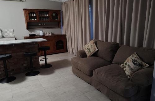 Komatipoort House | Stoep Cafe Guest House