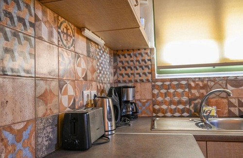 Livadia House | Stone Apartment Moon & Sun
