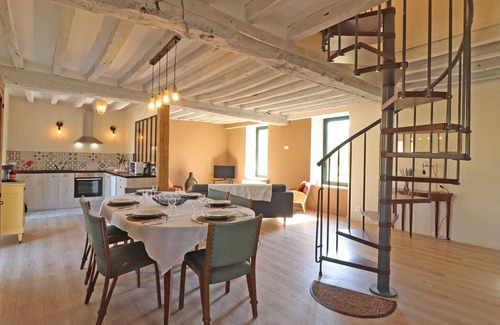 Neuvy-au-Houlme Cottage | Stone cottage in Normandy with large garden, perfect for a peaceful stay