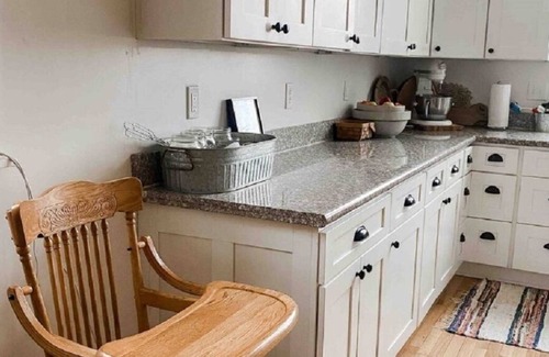 Manhattan House | Stone Country Farmhouse