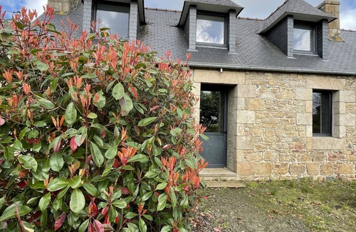 Trelevern House | Stone farmhouse for 6 people with heated swimming pool