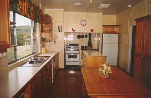 Duckmaloi House | Stone Hedge - large country house, near Oberon