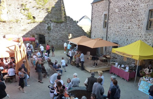 Regnezville-sur-Mer House | Stone house in quite a refuge