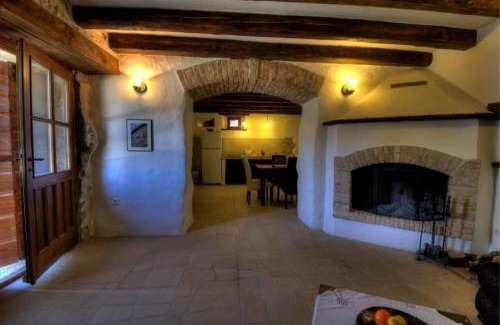 Kotli House | Stone House Kotli