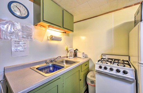 Stone Lake Cabin | Stone Lake Cabin: Grill & Access to Fishing!