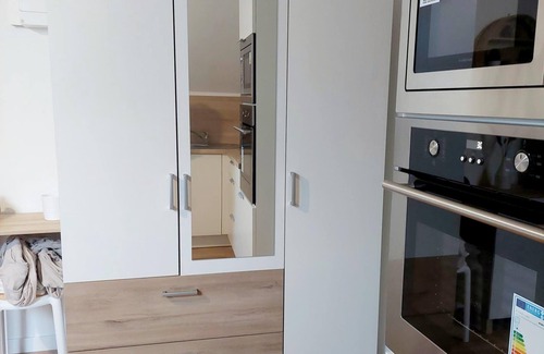 Magenta Apartment | Stopover in Epernay: studio near the city center.