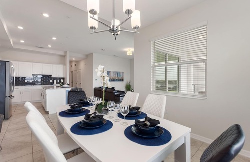 Kissimmee Condo | Storey Lake Resort 2bd Condo Overlooking Water #840 2 Bedroom Condo