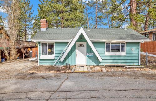 Big Bear Lake House | Storyville #2294