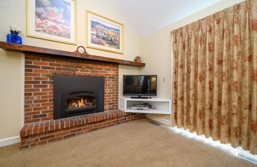 Stowe Area House | Stoweflake 3BR Townhouse with Resort Amenities