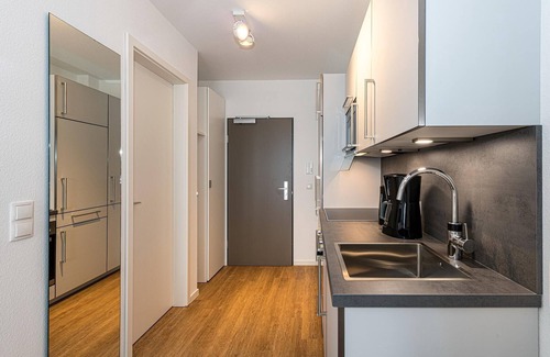 Bensersiel Apartment | Strandnahes Ferienapartment mit Balkon, Parkplatz, Schwimmbad- & Saunanutzung