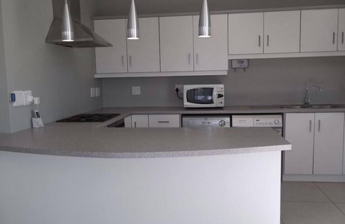 Mountainside House | Strand+meer+genuss: Kleines Haus mit Traumhafter Aussicht; Kapstadt-gordons Bay