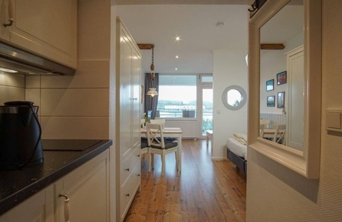 Heiligenhafen Apartment | "Strandhotel Heiligenhafen", Wohnung 208 "Kajüte" (Typ III)