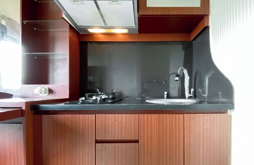 Rawasari Apartment | Strategic And Homey 2Br Green Pramuka Apartment