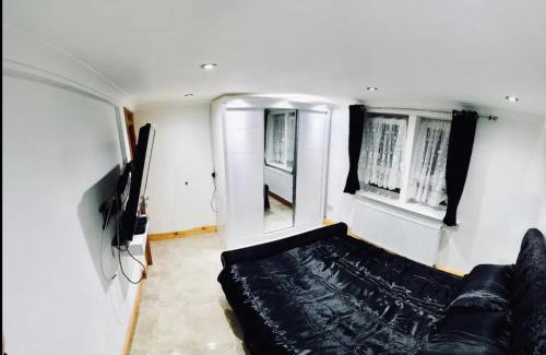 Stratford and New Town Apartment | Stratford city apartments