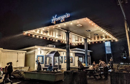 Jamaica Ski Chalet | Stratton 7min | Modern 4BR A-Frame w/Hot Tub Sauna EV