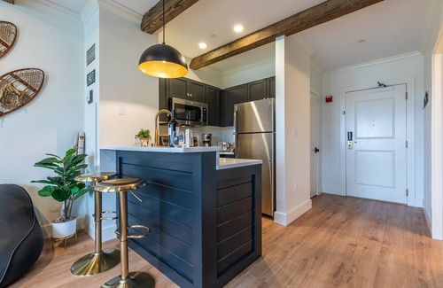 Stratton Mountain Condo | Stratton Mtn Studio | Renovated | Walk to Lifts