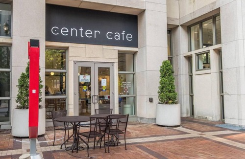 Downtown West Apartment | Striking 1BR Apt in Downtown Loft District