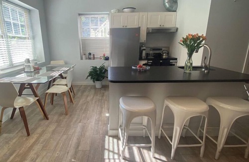 Historic Montford Apartment | Stroll 2 blocks to town! Quiet, private, sparkling & spacious studio & parking