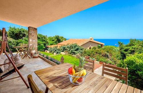 Costa Paradiso Villa | Stunning willa in Costa Paradiso overlooking the sea with pool