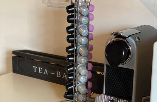 Trosa Cabin | Stubbhuggets Lillstuga, a calm and quiet place with only forest and host near by