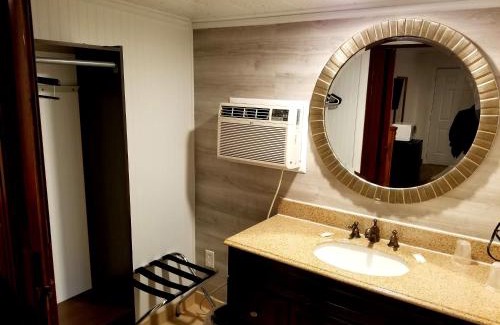 Veazie Hotel | Stucco Lodge