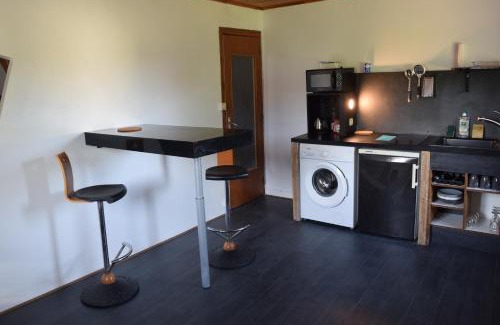 Chenereilles House | Studio à la campagne proche du lac