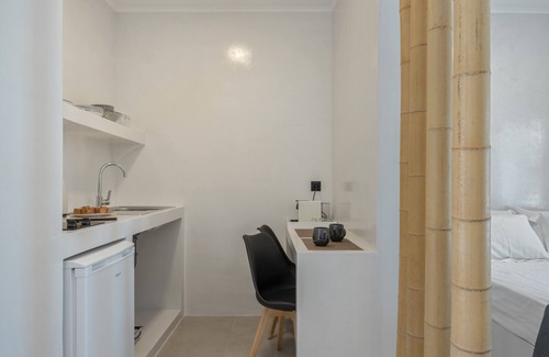 Ios Apartment | Studio '1 Superior' with Sea View, Wi-Fi and Air Conditioning