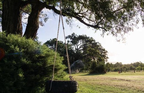 The Gurdies House | Studio 165 Hidden Gem on 50 acres with bay views