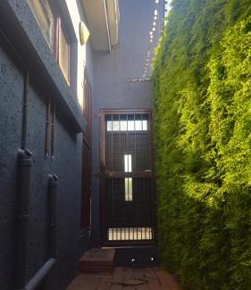 Greater Johannesburg Metropolitan Area Apartment | Studio 172