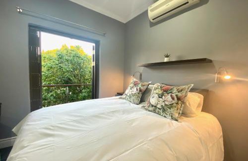 Stellenbosch Central Apartment | Studio 23 @ Huis Piron. The Heart of Stellenbosch.