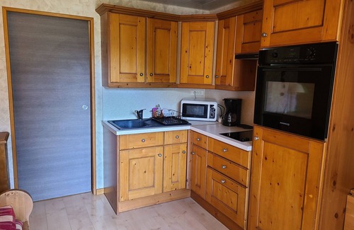 Les Deux Alpes Apartment | Studio 4/6pers, Terrasse, Jardinet, vue Imprenable sur la Muselle.50m des Pistes