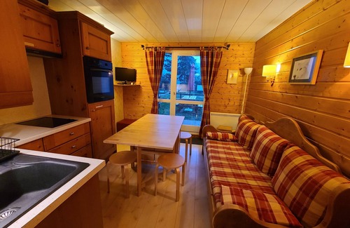 Les Deux Alpes Apartment | Studio 4/6pers, Terrasse, Jardinet, vue Imprenable sur la Muselle.50m des Pistes