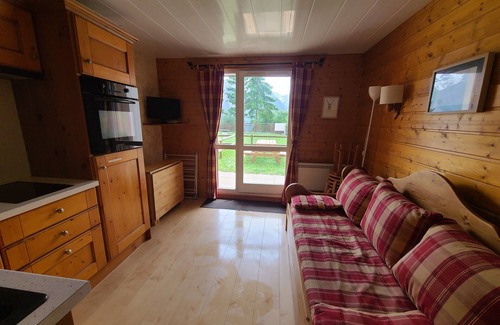 Les Deux Alpes Apartment | Studio 4/6pers, Terrasse, Jardinet, vue Imprenable sur la Muselle.50m des Pistes