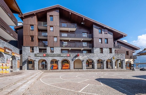 Doucy-Combelouviere Apartment | Studio 4 ppl near the ski runs, ski lifts at 50m