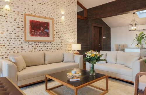 Bambalapitiya Apartment | Studio 474