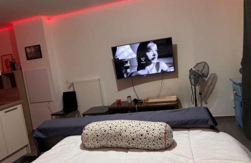 Noisy-le-Grand Apartment | Studio 5 minutes RER A