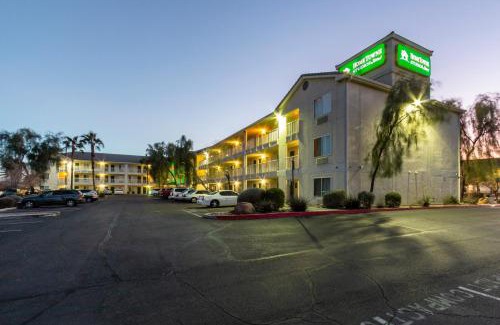 Estrella Hotel | Studio 51 Extended Stay Hotel