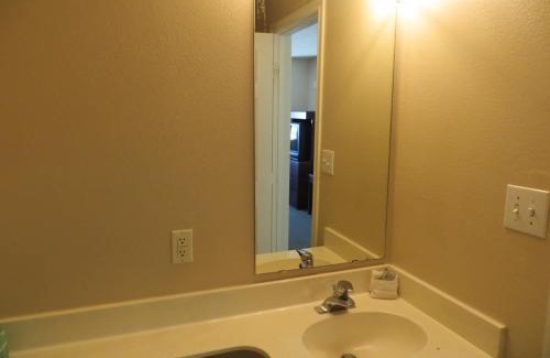 Northwest Dallas Hotel | Studio 6-Dallas, TX