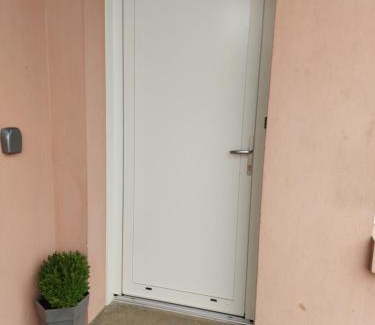 Le Boupere Apartment | Studio 6