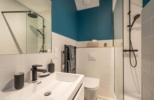 La Roche-sur-Yon Apartment | Studio A, in the center of town, cosy and warm.