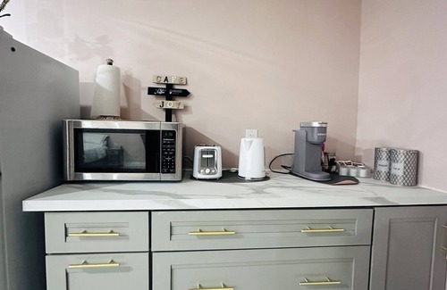 Milton House | Studio Annex Close to Falls, Ski resort, Lake and Conservation.