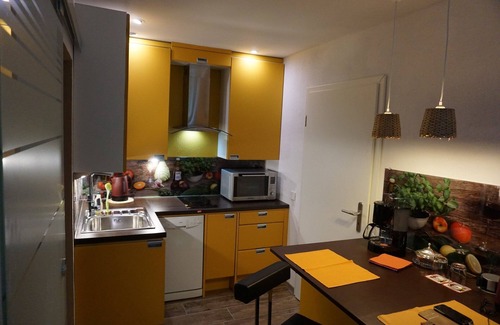 Sachsenheim Apartment | Studio Apartment 'Apartment Ronja' with Shared Garden and Wi-Fi