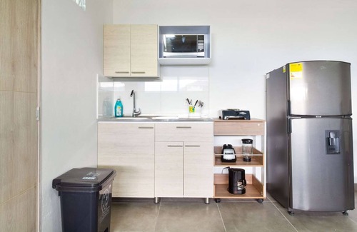 Medellin Apartment | Studio Apartment in Poblado with 24 hour doorman and guests are free