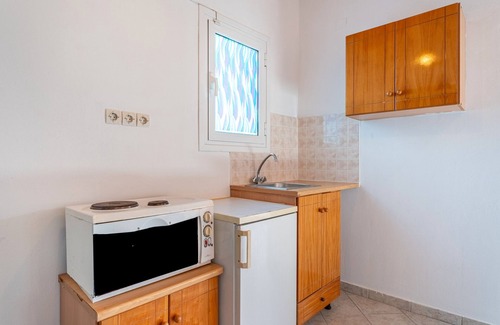 Kavos Apartment | Studio Apartment 'Kavos Panorama 118' with Sea View, Wi-Fi