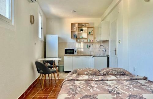 Morinj Apartment | Studio Apartment