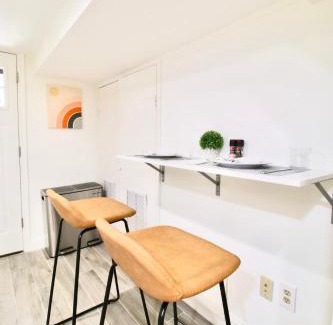 Kingman Park House | Studio Apartment near RFK fields